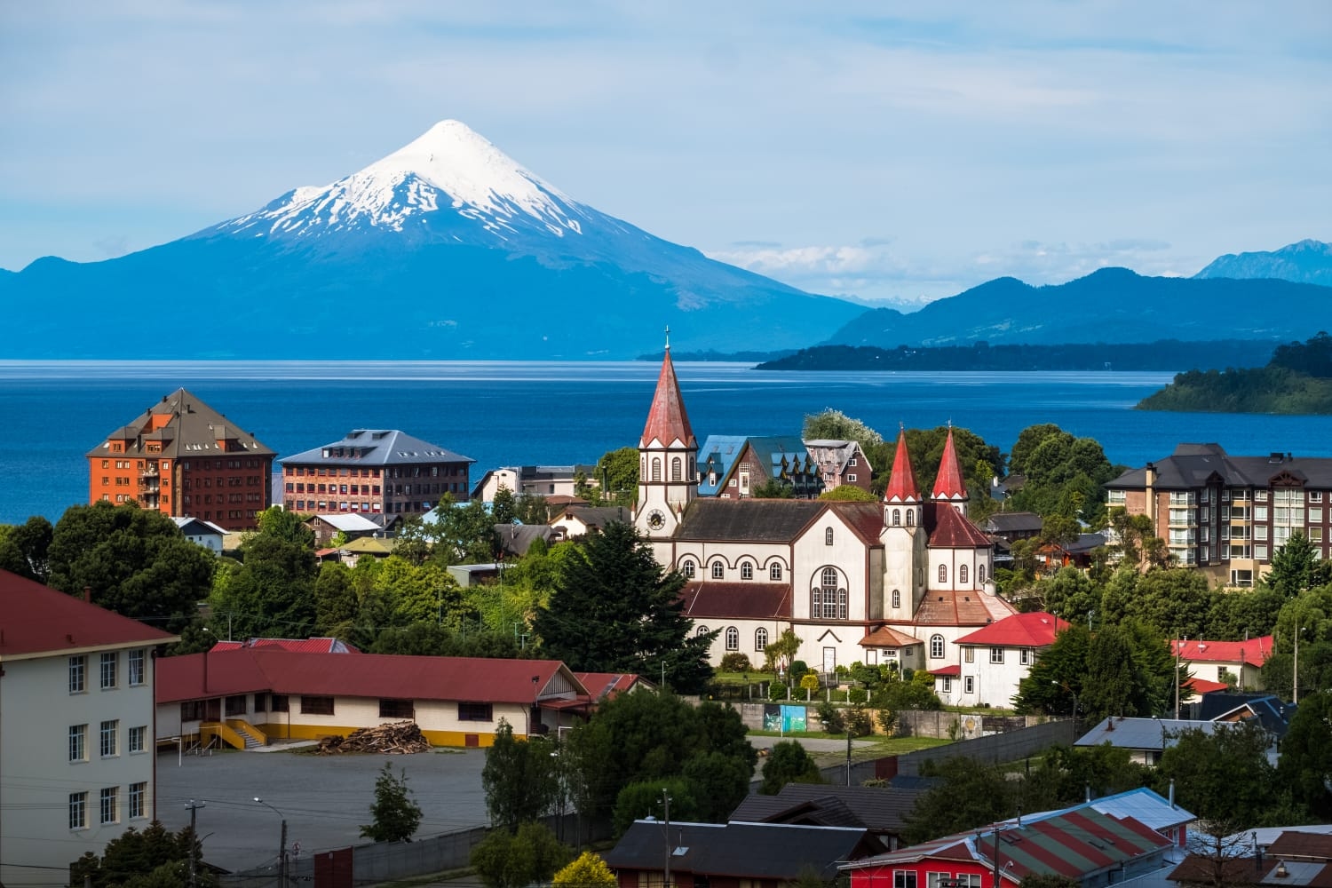 Qué hacer en Puerto Varas: cascadas, playas y volcanes