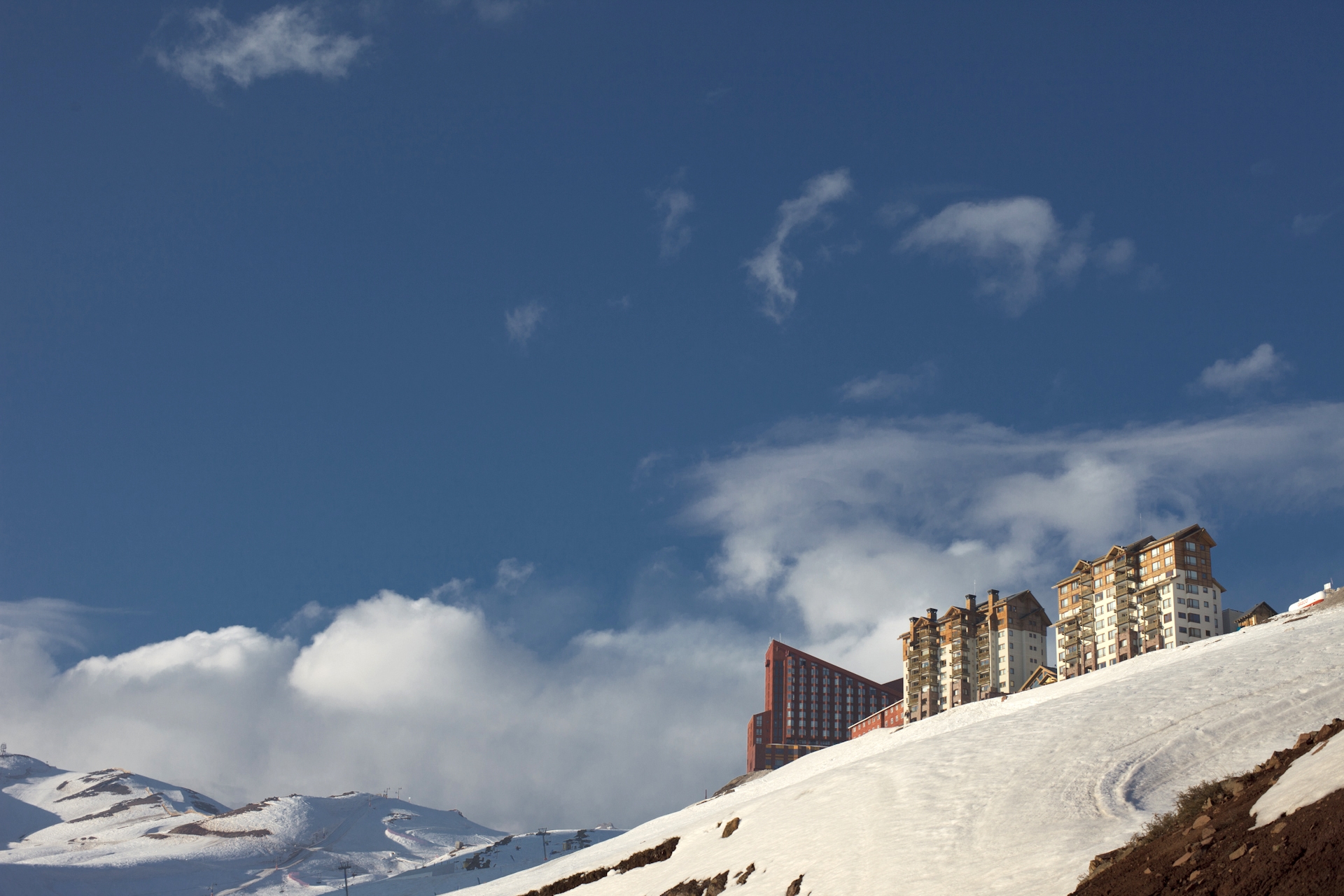 Valle Nevado: esquía en la estación más grande de Sudamérica
