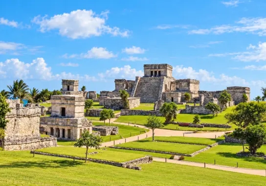 Qué hacer en Tulum: ruinas mayas, cenotes y playas del Caribe