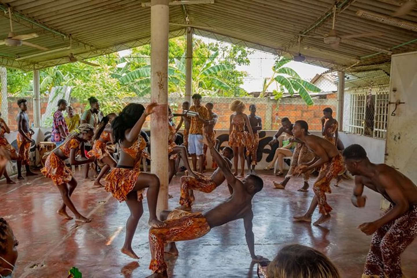 Experiencia privada en San Basilio de Palenque desde Cartagena