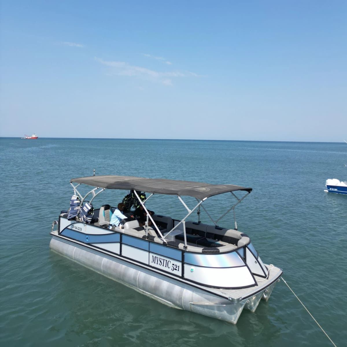 Luxury Pontoon Navigation: Tour of Santa Marta Bay and Beaches