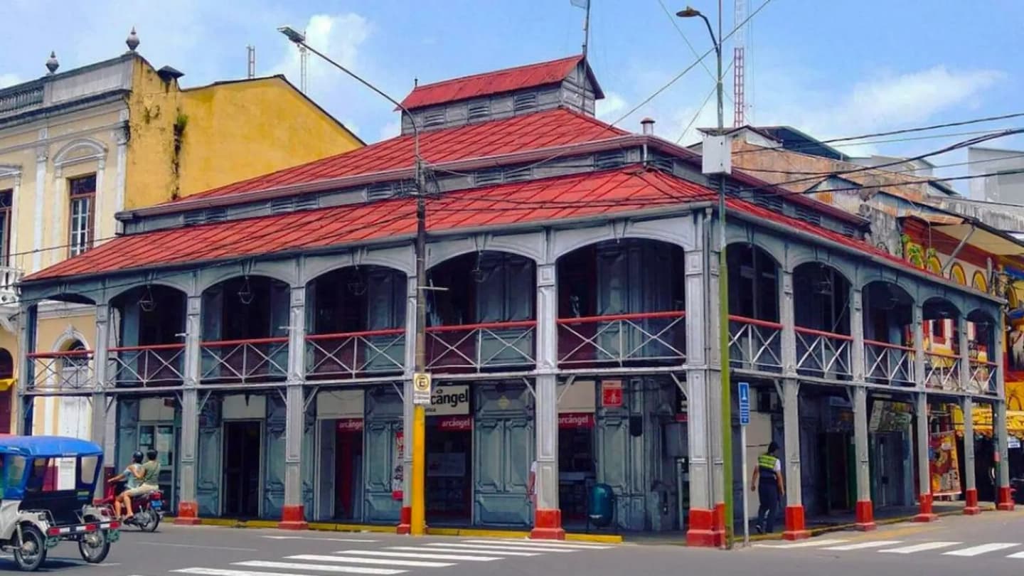 City tour por Iquitos y Centro de Rescate de Manatíes
