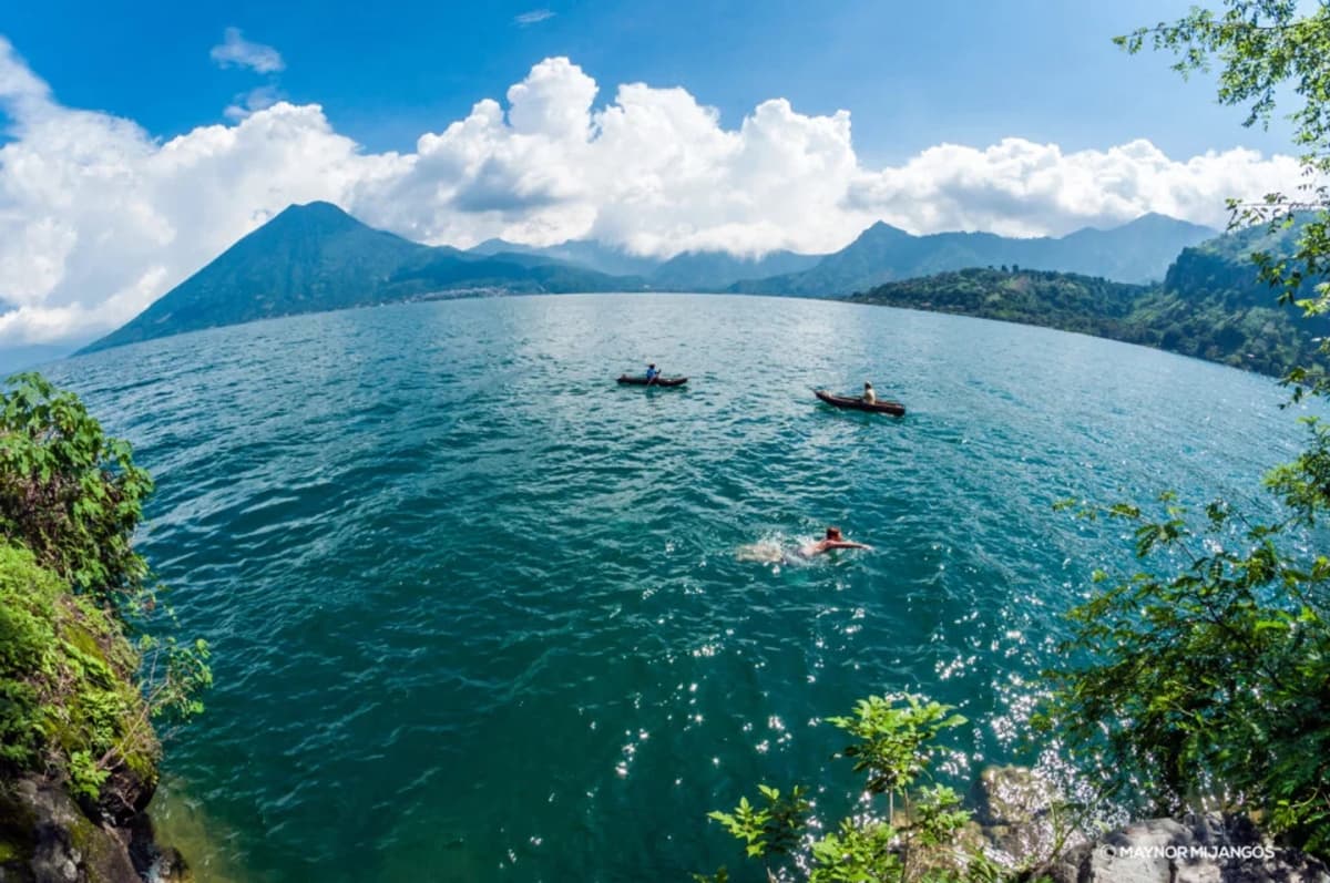 Guided Tour to Lake Atitlán: Panajachel, San Juan, and Mayan Culture from Antigua