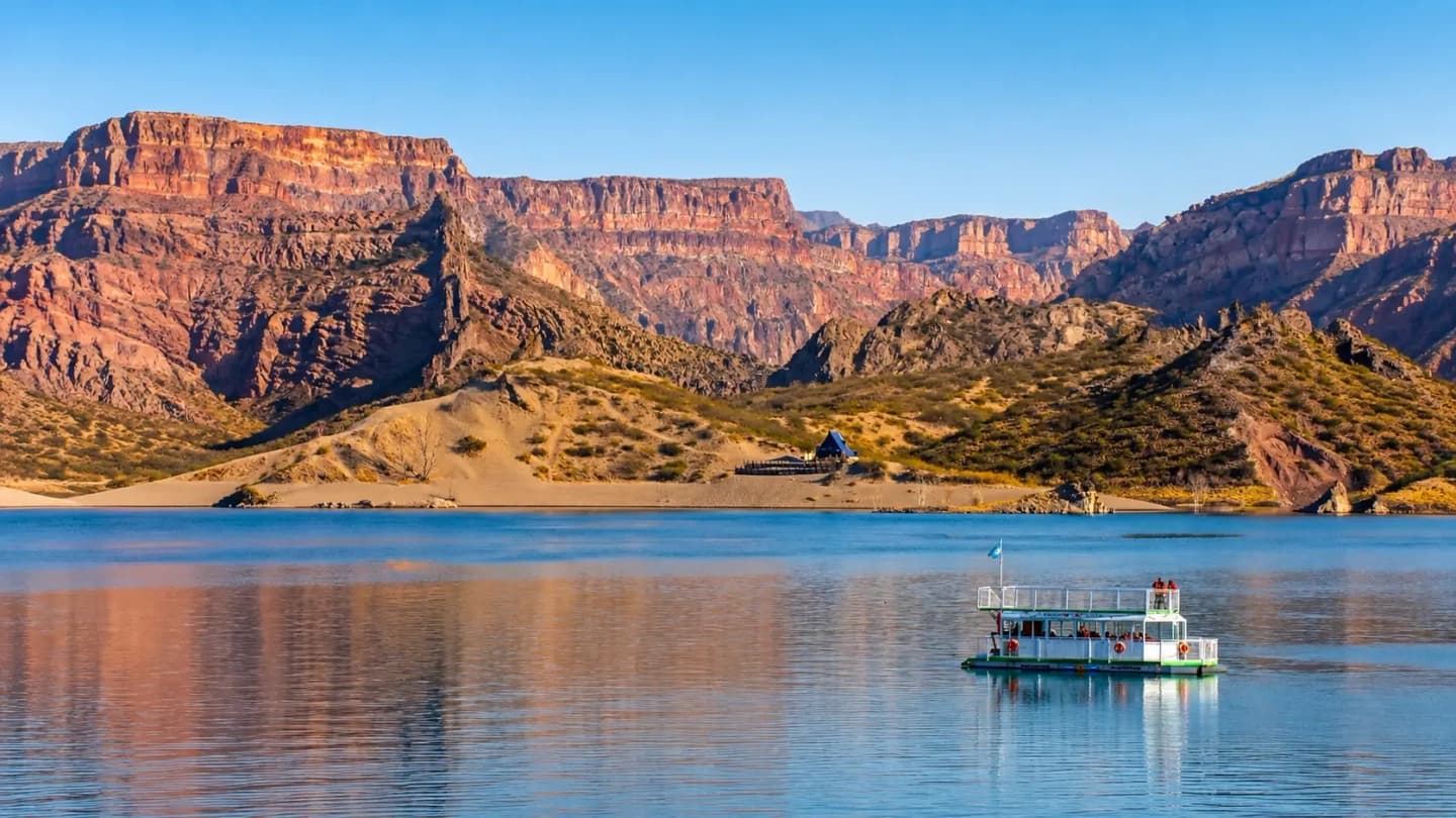 Tour through Cochico Canyon in Valle Grande