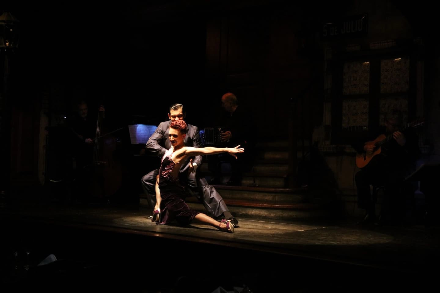 Cena y Show de Tango y Folclore en Aljibe Buenos Aires