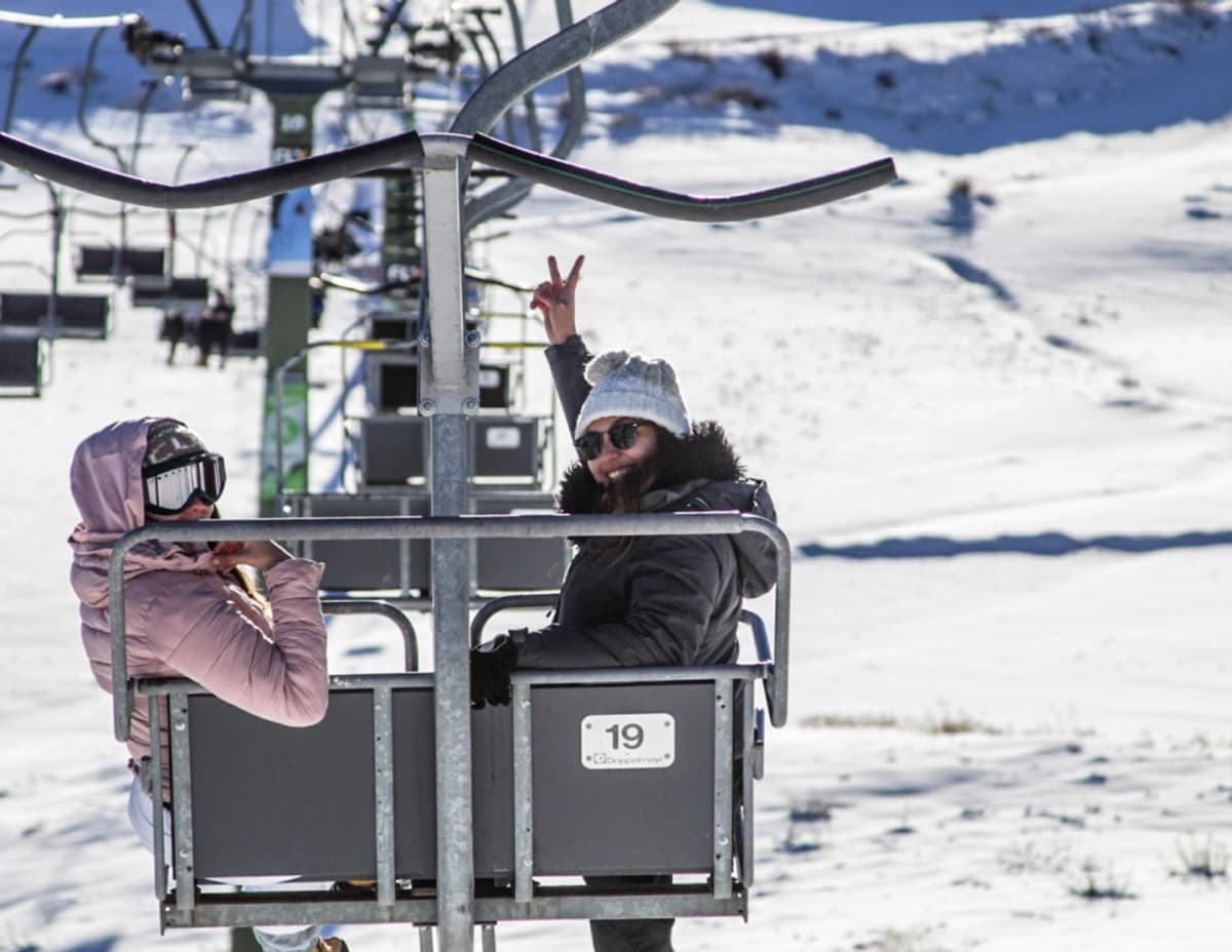 Access to Farellones Park with ticket and snow activities included