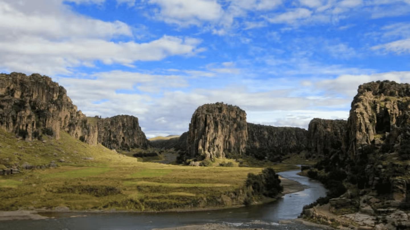 Tour de 2 días por Chivay y el nacimiento del río Amazonas