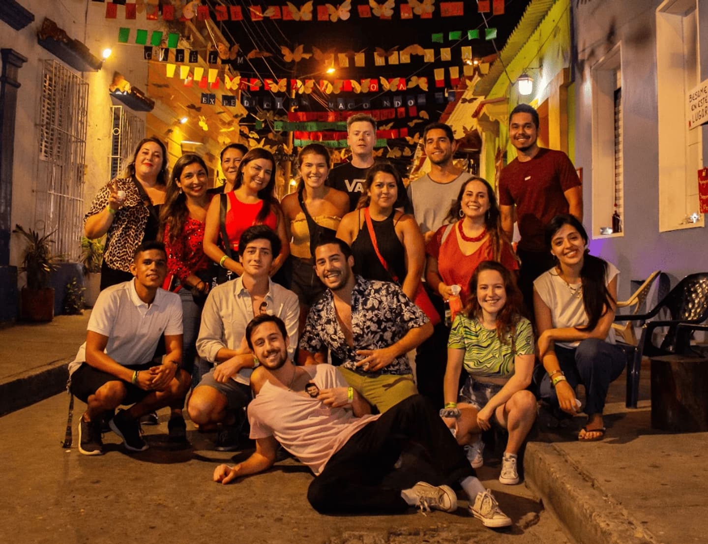 Tour Pub Crawl em Cartagena: Rota de Bares e Festa Local