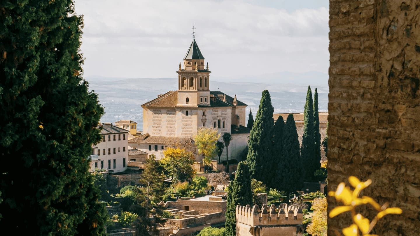 Visita guiada a la Alhambra, Albaicín y Sacromonte desde Granada