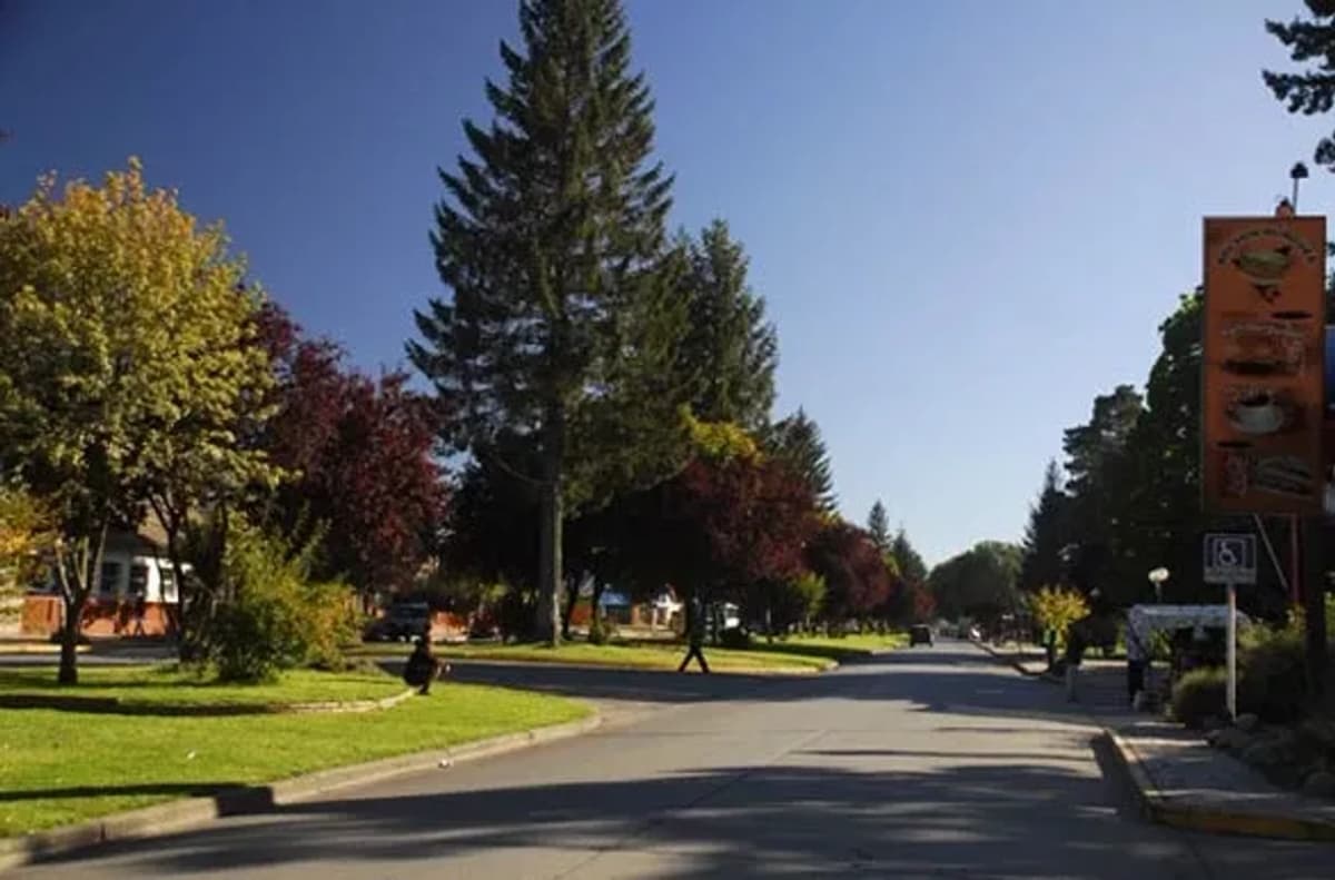 Excursión a la Comarca del Bolsón y Lago Puelo
