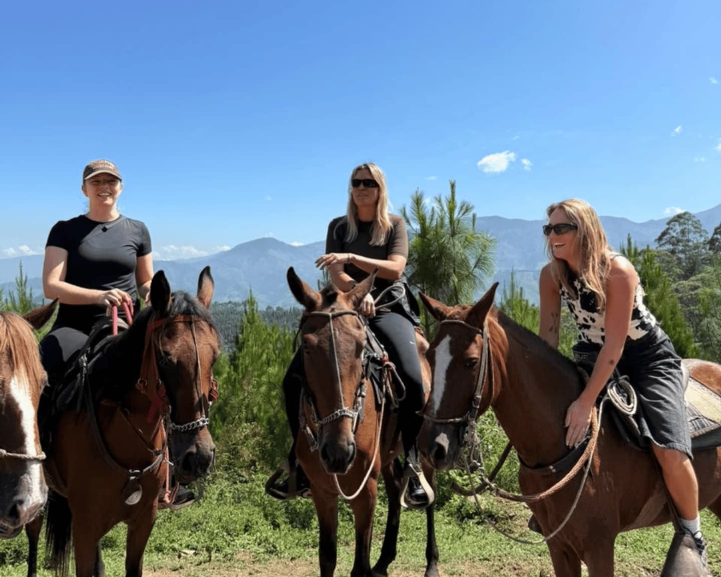 Horseback Riding Tour through the Landscapes of Quindío in Salento