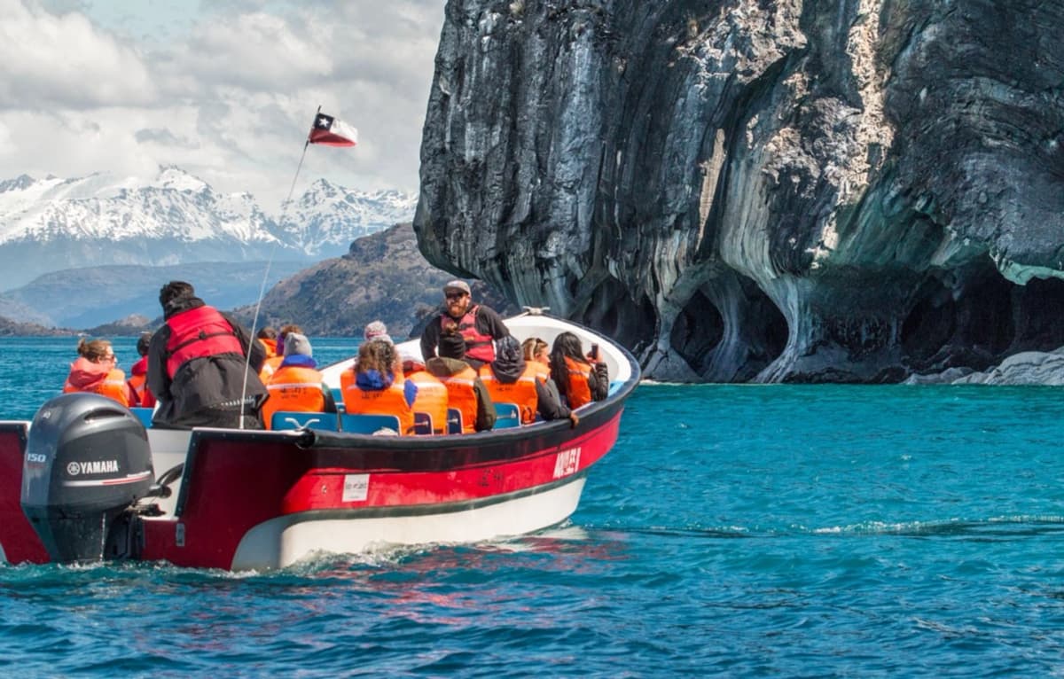 Navegación a Capillas de Mármol desde Puerto Río Tranquilo