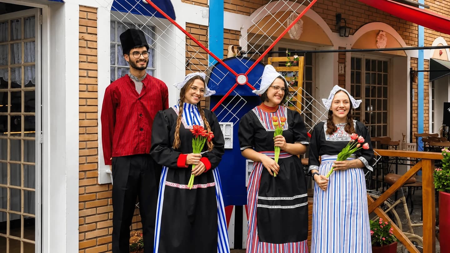 Alquiler de traje tradicional holandés en Holambra