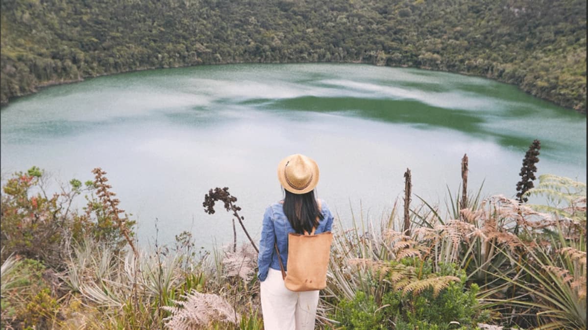 Tour Día Completo desde Bogotá: Catedral de Sal de Zipaquirá y Laguna de Guatavita