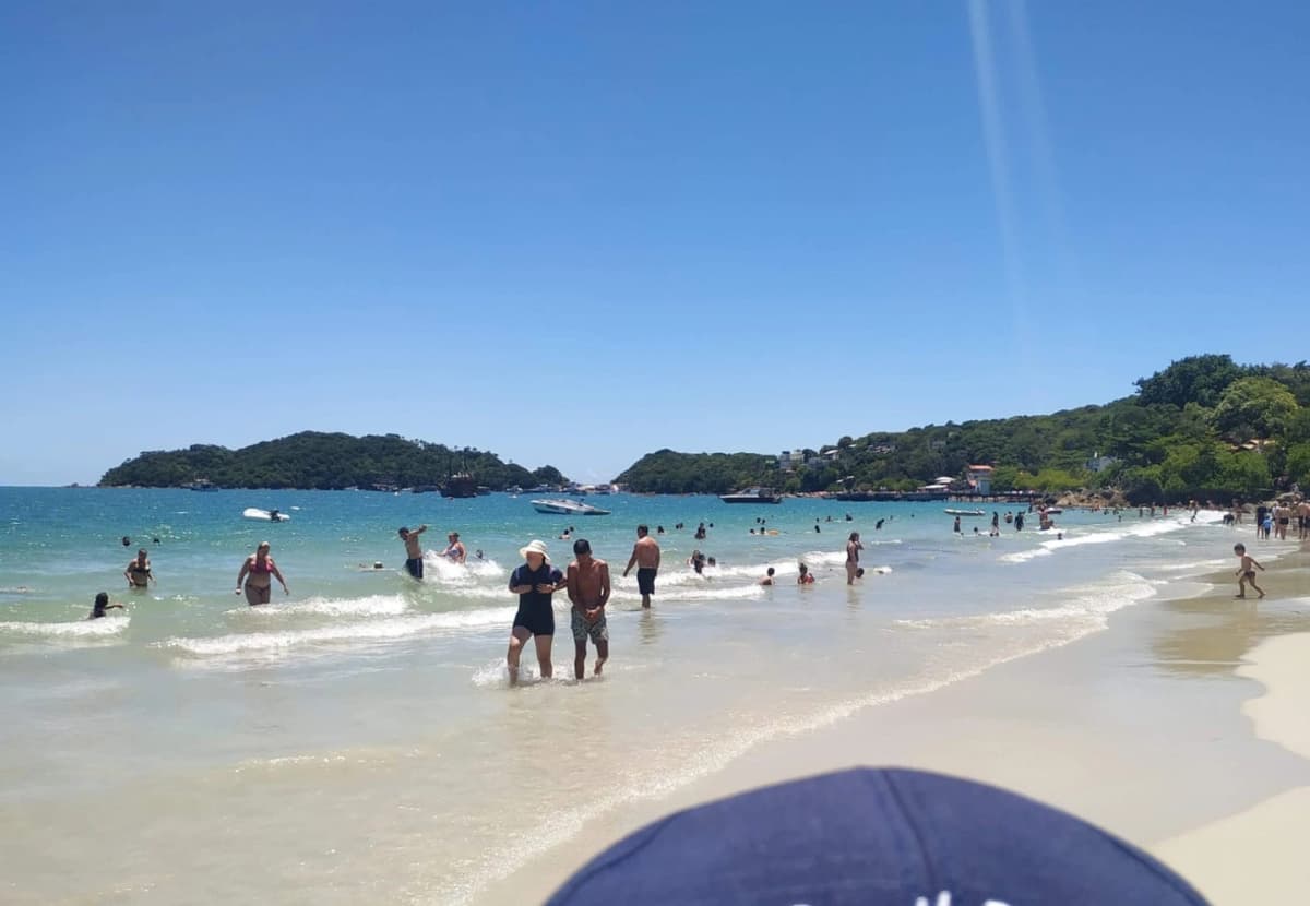 Excursão às Praias de Bombinhas a partir de Florianópolis