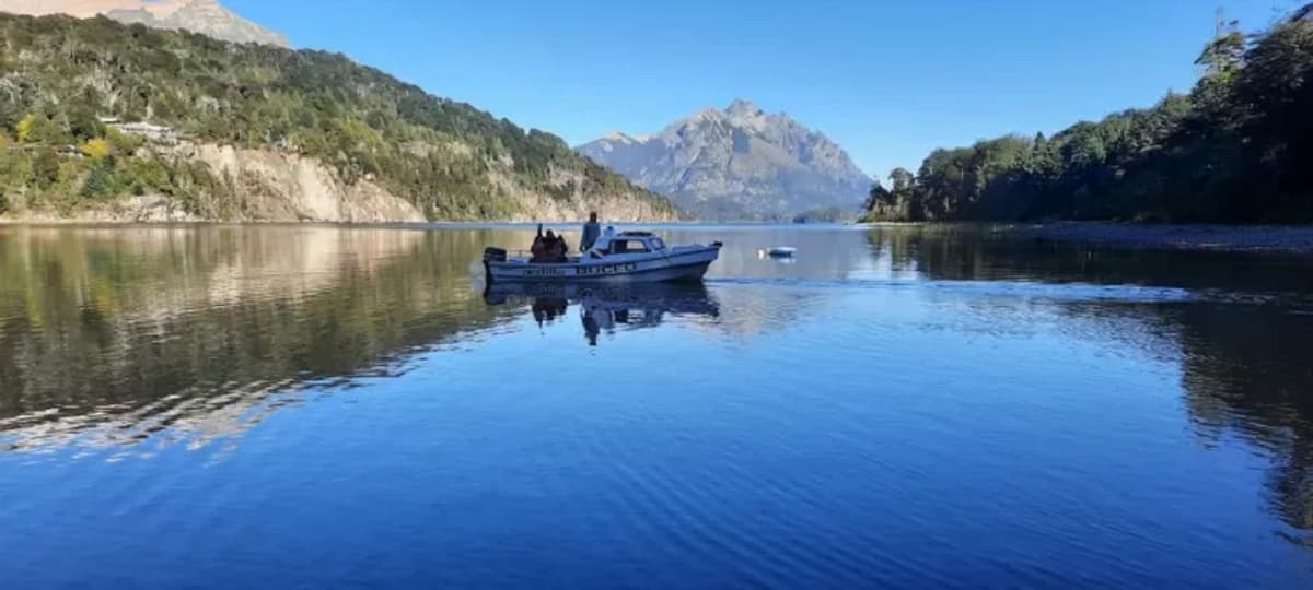 Paseo en lancha por Lago Moreno de 1 hora