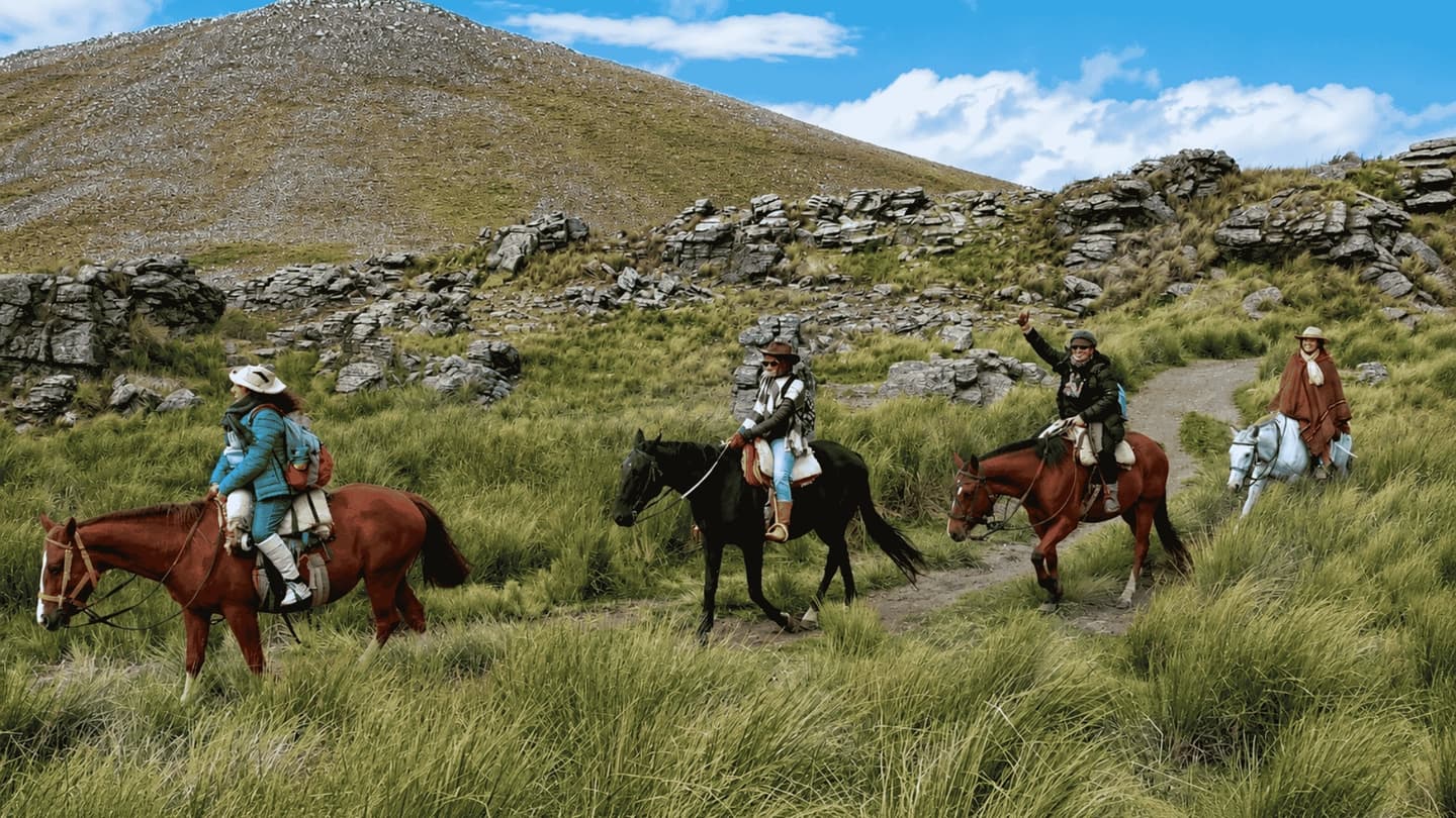 Cabalgata a Pueblo Escondido y Salto del Tigre desde Merlo
