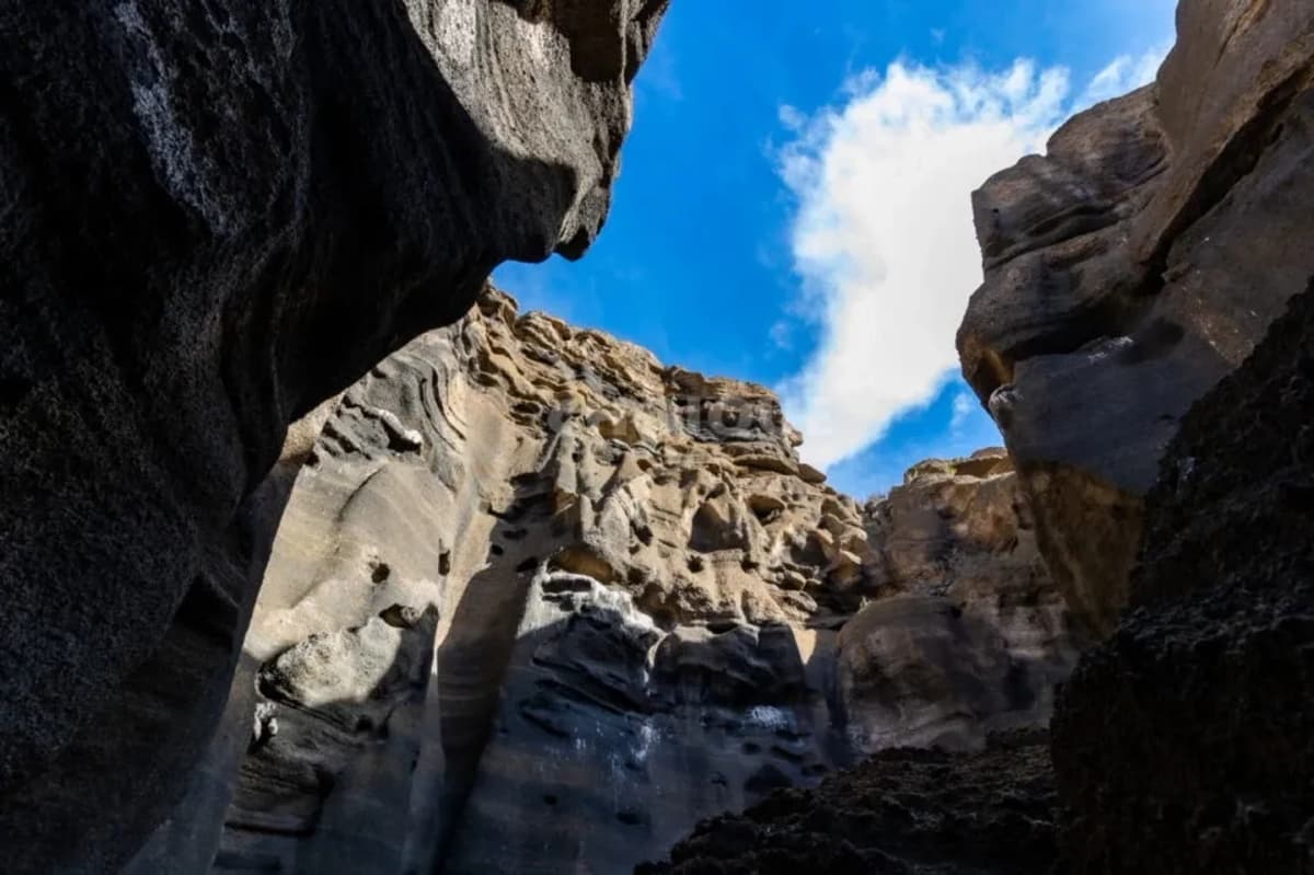 Excursión al Corazón del Volcán Malacara