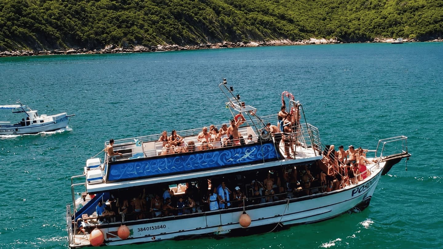 Paseo en barco por Arraial do Cabo