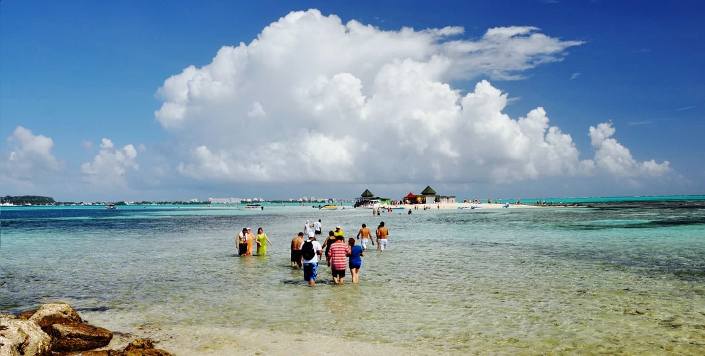 Tour al Acuario y Haynes Cay con manglares en San Andrés