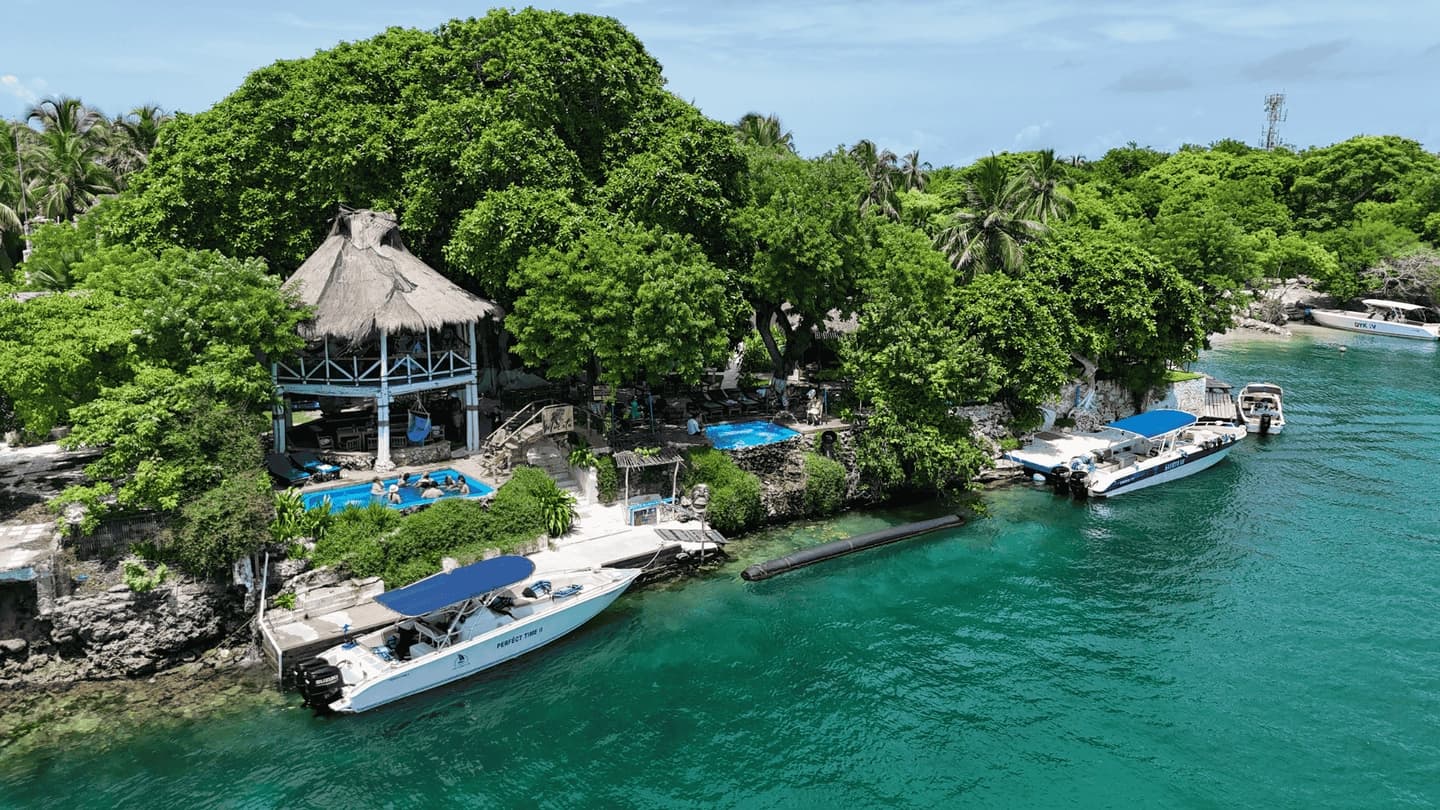 Tour Top 3 Playas Privadas en Islas del Rosario: Isla Grande, Cholón y Barú desde Cartagena con almuerzo