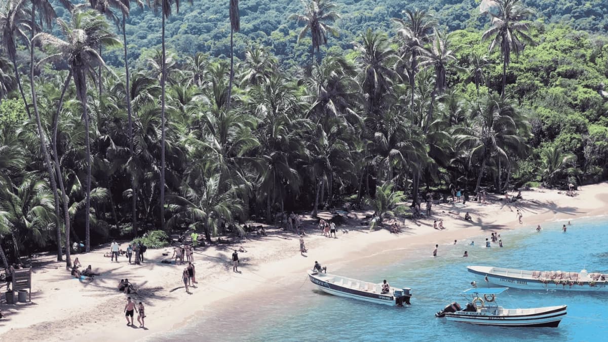 Tour terrestre a Cabo San Juan en Parque Tayrona desde Santa Marta