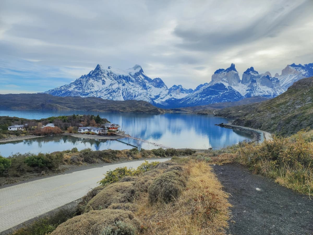 Tour Torres del Paine: Miradores Icónicos, Fauna y Cueva del Milodón desde Puerto Natales