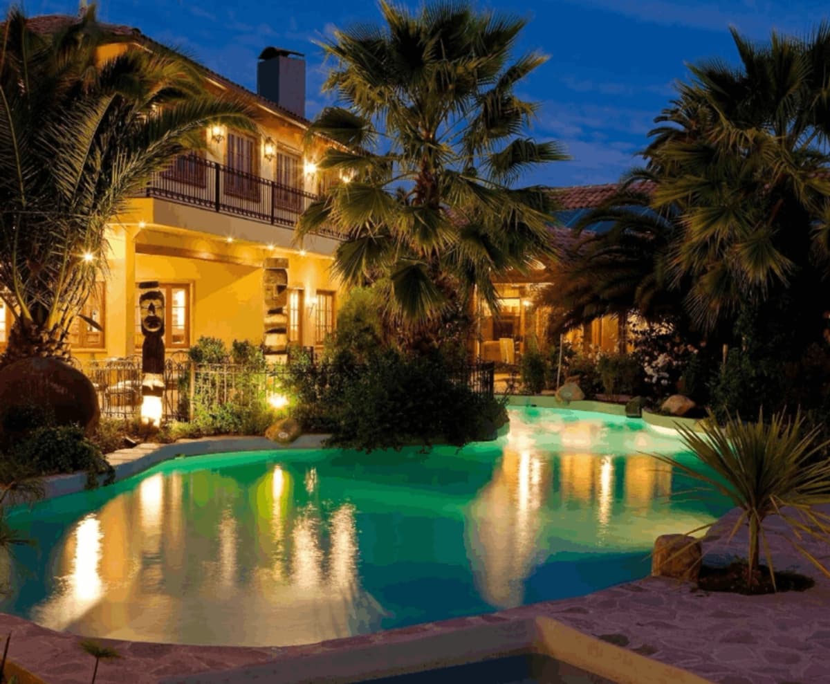 Relajación y Buffet en Hotel Santa Cruz