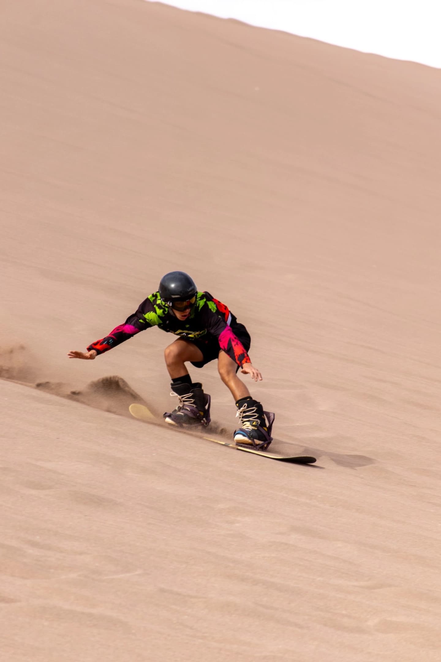 Sandboard en el Valle de la Muerte desde San Pedro de Atacama