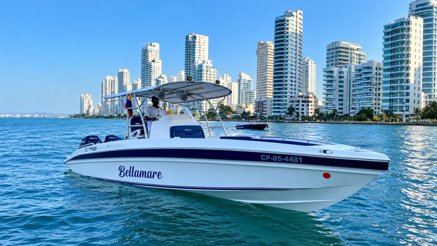 Experiencia Premium en Bote por Islas del Rosario para hasta 10 personas