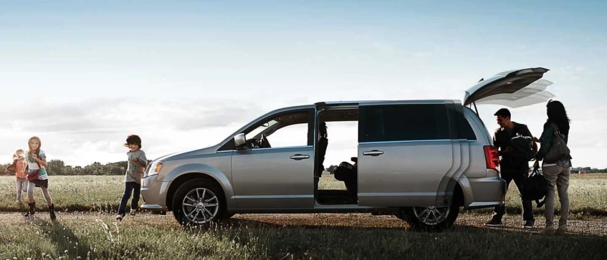 Tour Vuelta a la Isla en Mini Van San Andrés con Guía