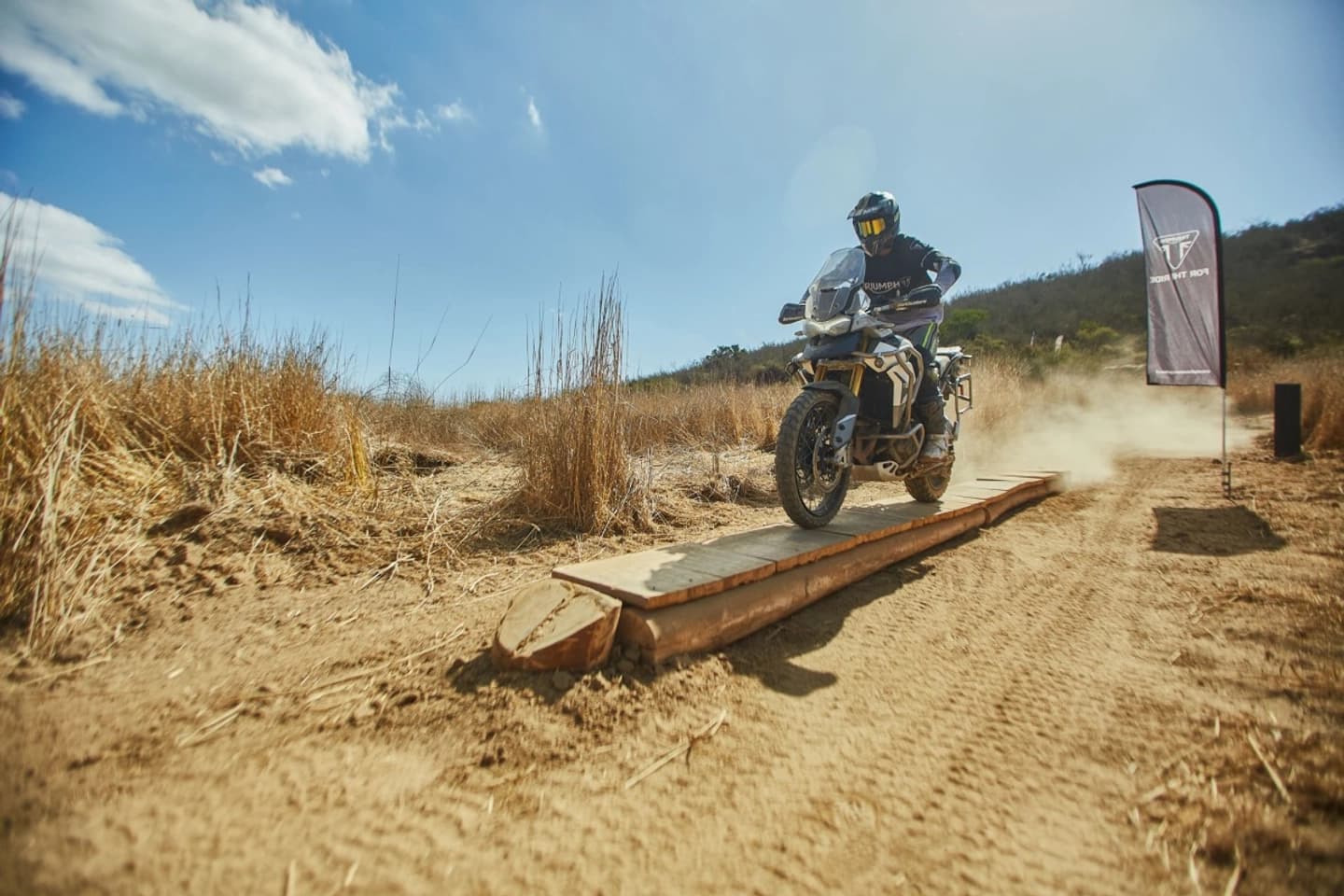 Parque Las Palmas: entrada a pistas de motocross