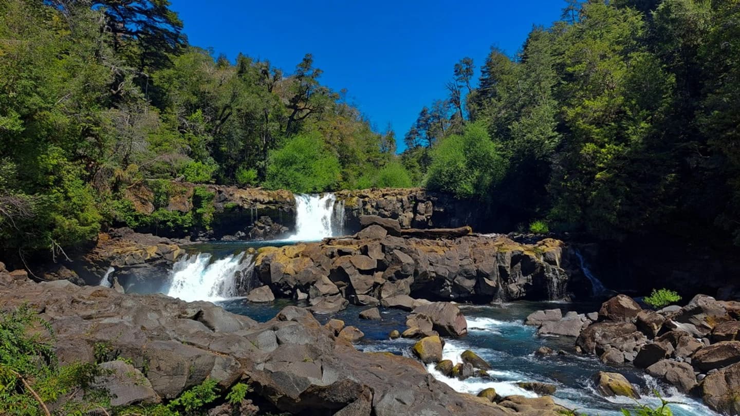 Tour Mágico Huilo Huilo: Naturaleza, Aventura y Encanto en un Destino Único en Chile