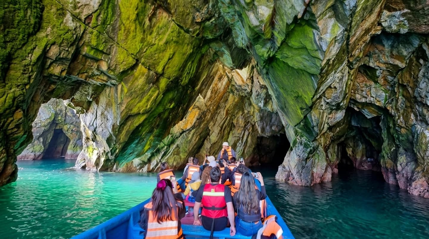 Paseo náutico por la Península de Hualpén y Caleta Chome