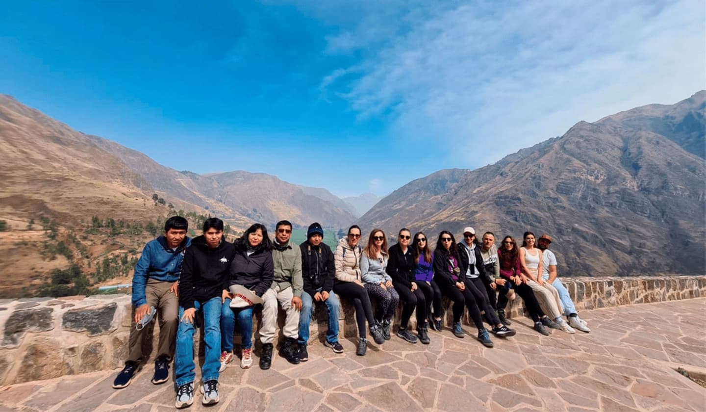 Sacred Valley of the Incas Tour from Cusco with Buffet Lunch