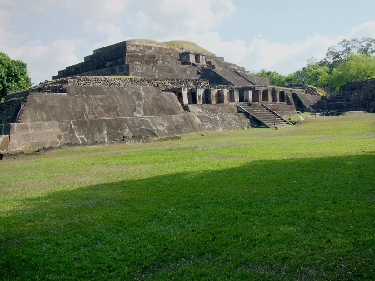 Tour Full day Ruta Maya en El Salvador
