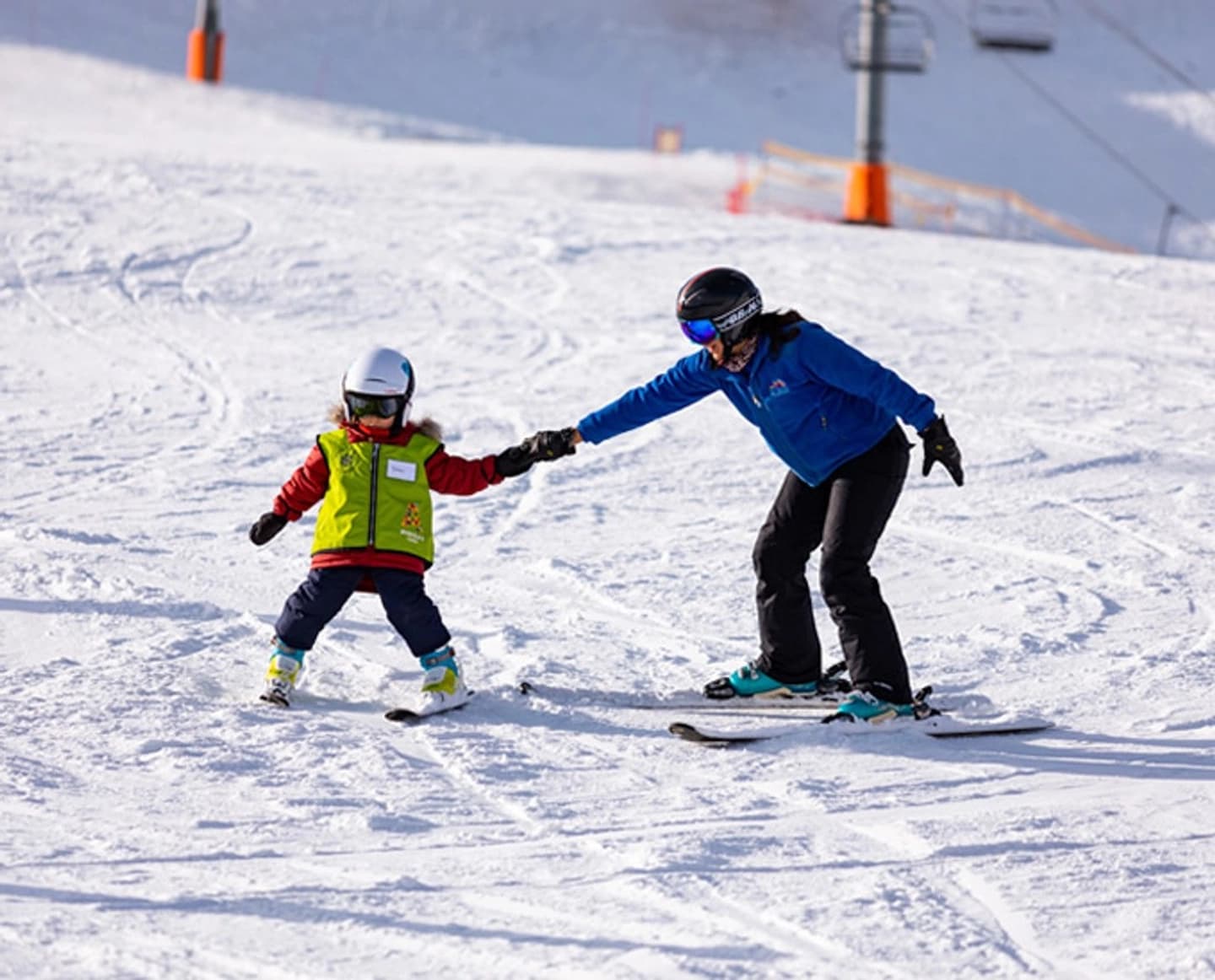 Aprende a Esquiar en Valle Nevado: ticket, clase, magic carpet, sin equipo incluido
