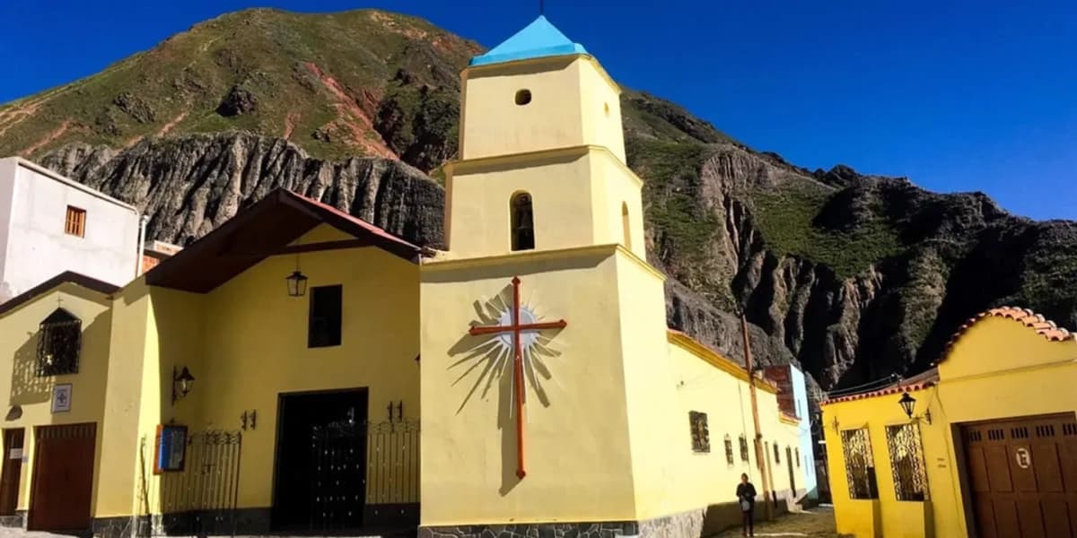 Excursión a Humahuaca e Iruya desde Salta
