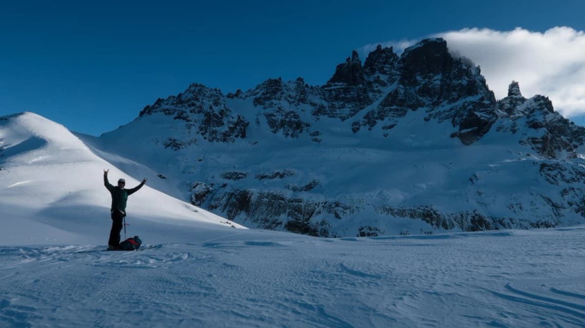 Aventura de Ski Randonnée en Cerro Castillo: Esquí en la Patagonia