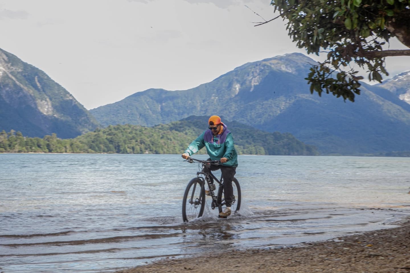 Arriendo de Bicicletas en Patagonia: Explora desde La Junta