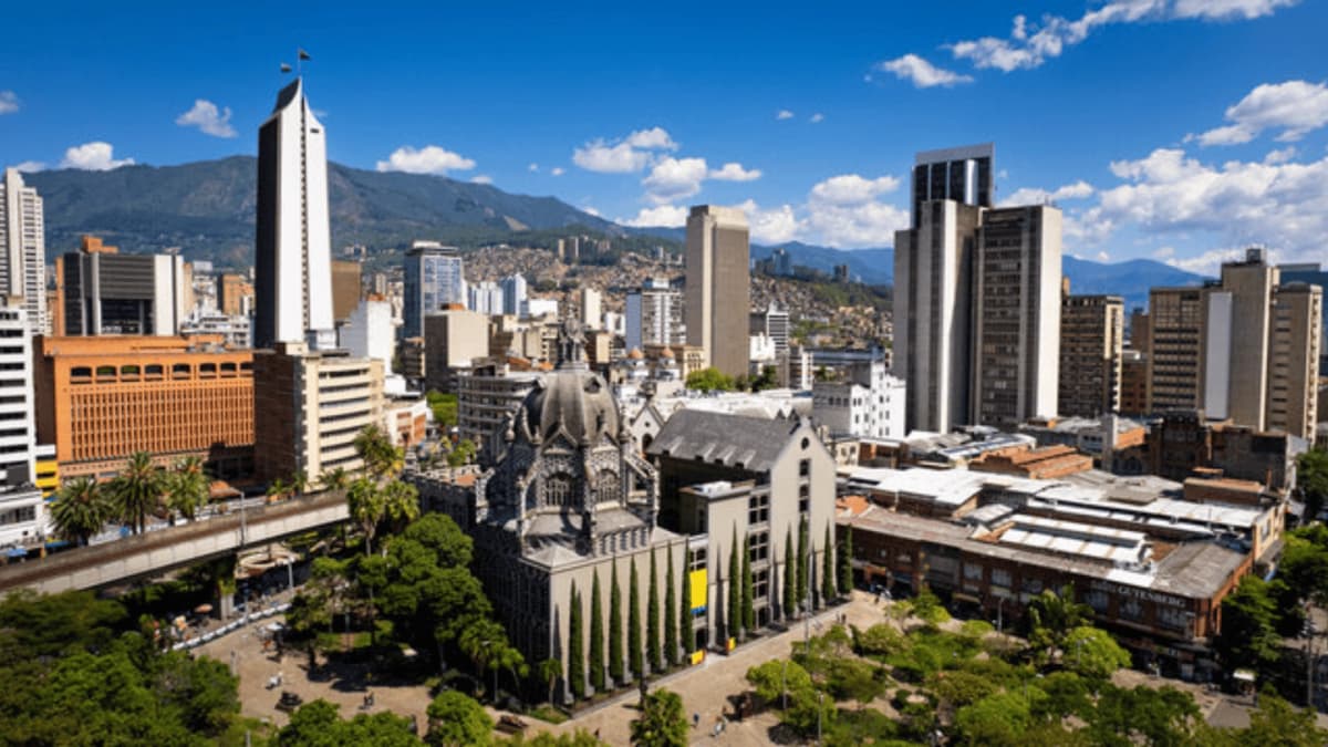 Free Tour Histórico por el Centro de Medellín y Plaza Botero