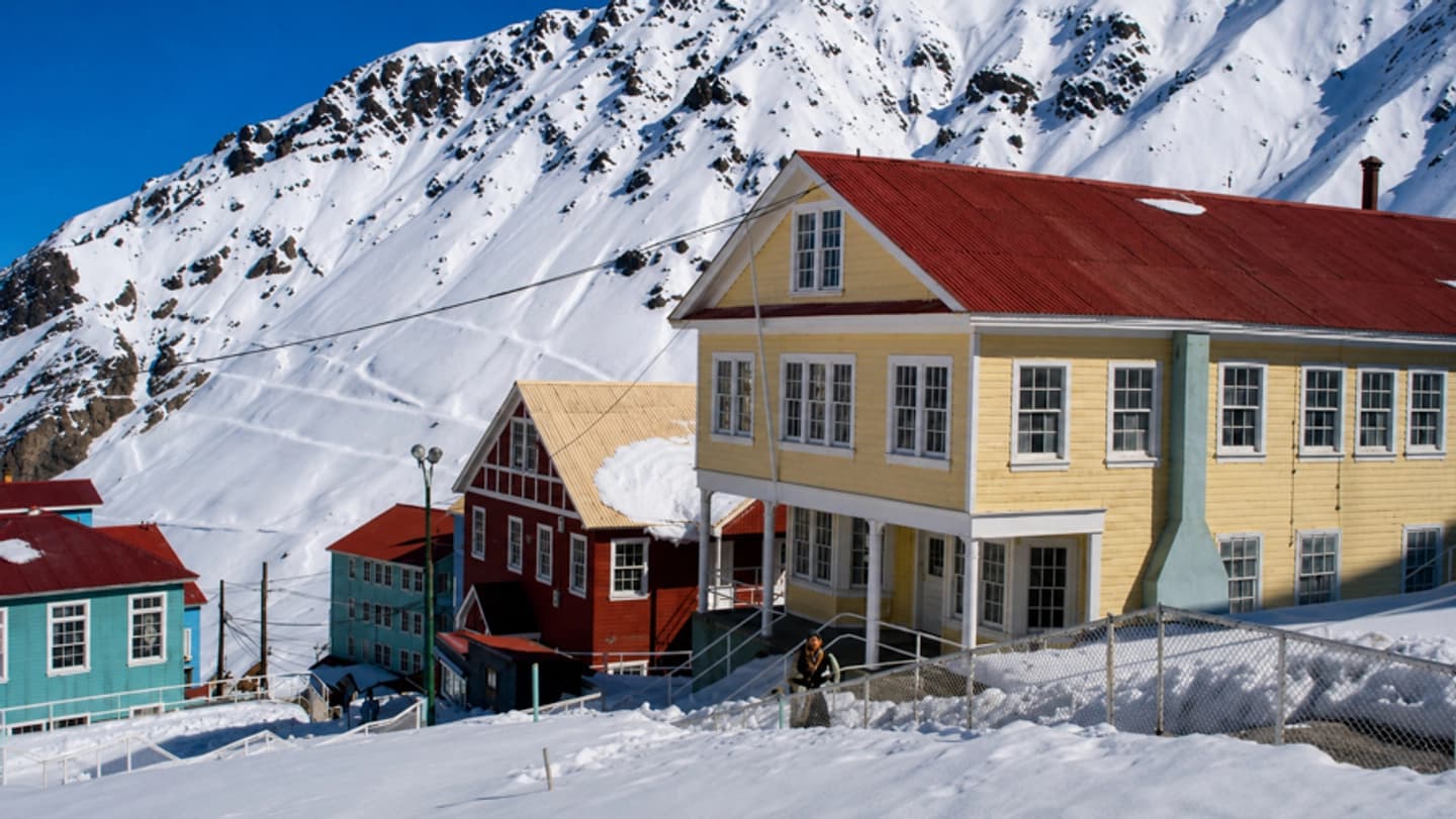 Tour a Sewell desde Valparaíso y Viña del Mar: Patrimonio Minero en la Cordillera