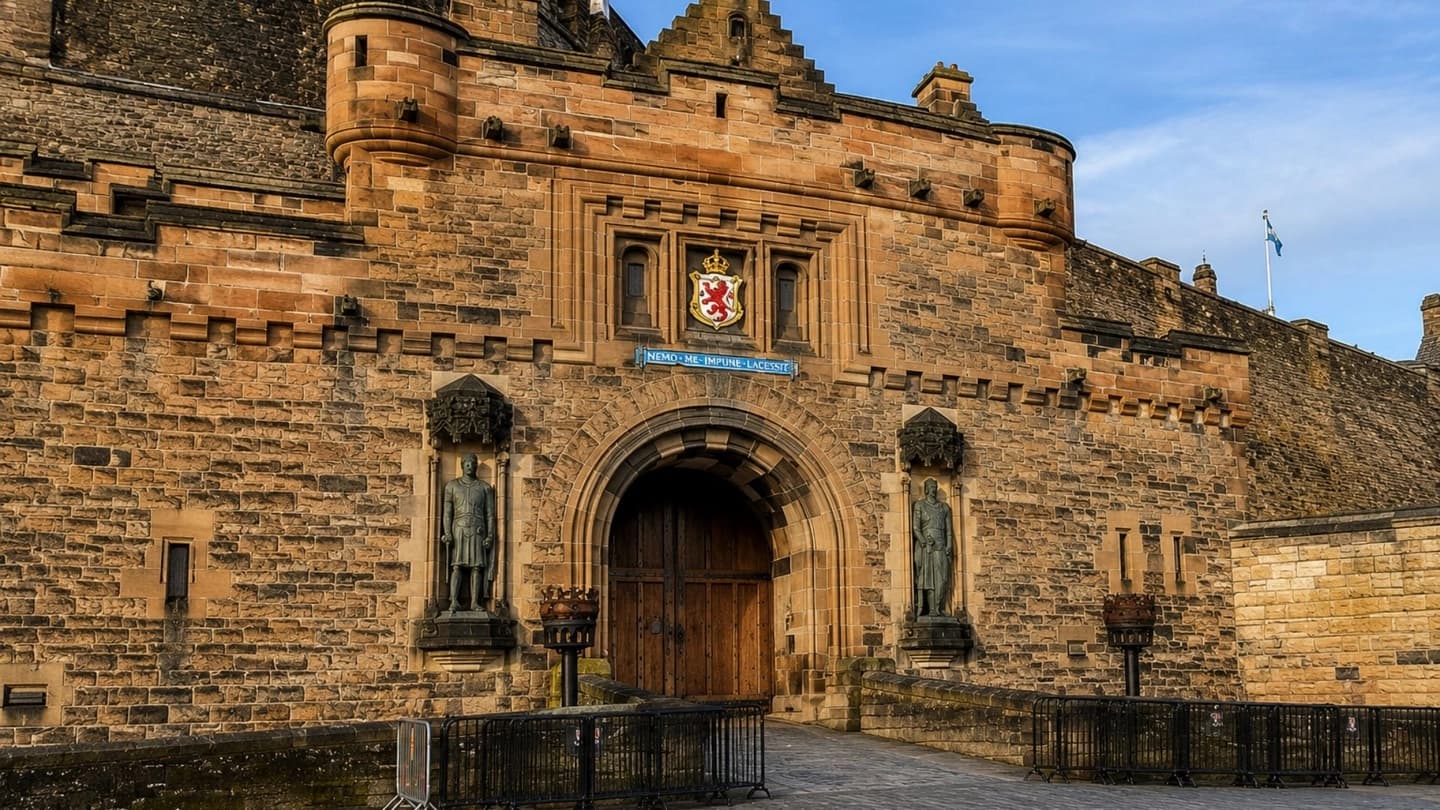 Visita guiada por el Castillo de Edimburgo con entrada