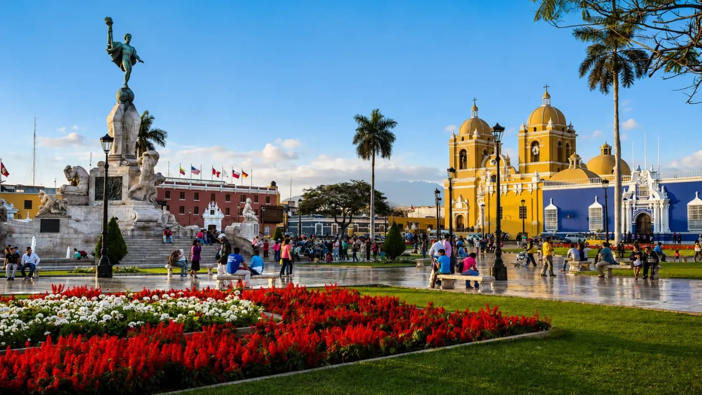 Walking tour por el Centro Histórico de Trujillo