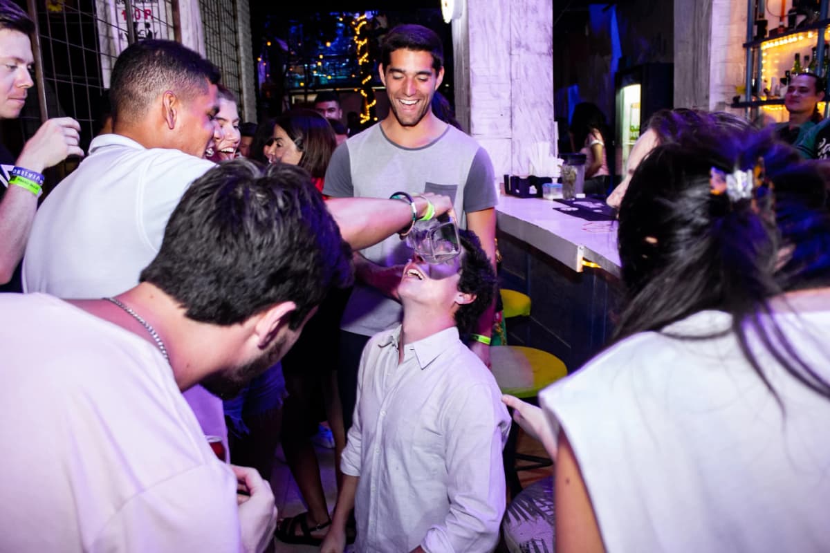 Pub Crawl en Cartagena por bares y clubes de Getsemaní