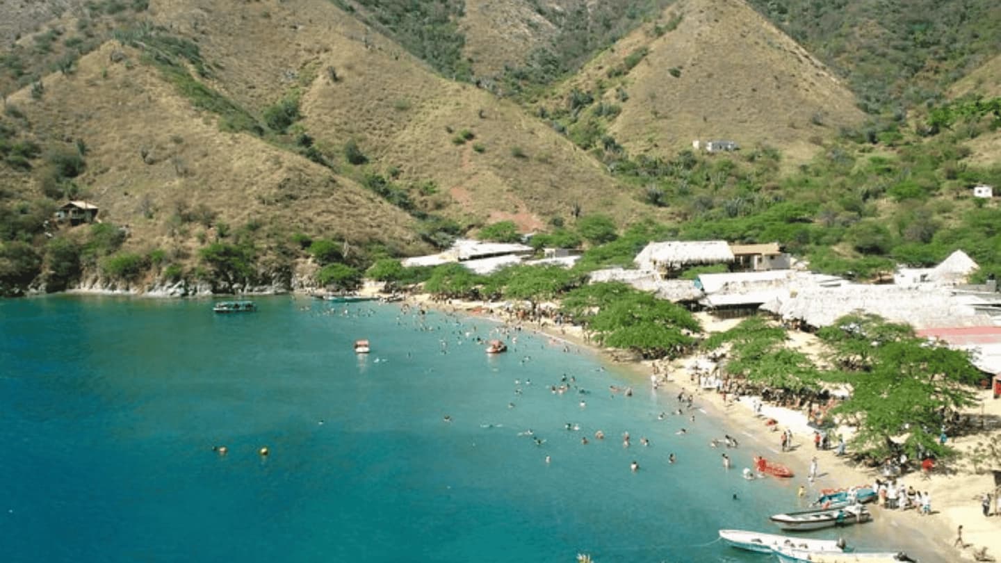Tour a Minca y Taganga desde Santa Marta con Playa Grande