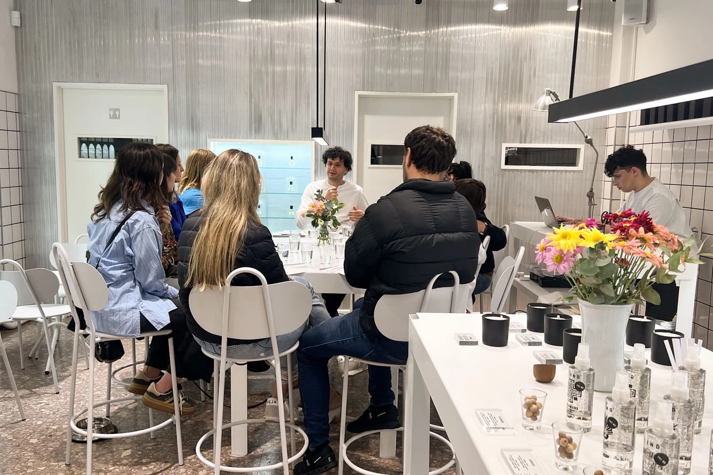 Experiencia BLIND: Cata Sensorial de Fragancias y Café