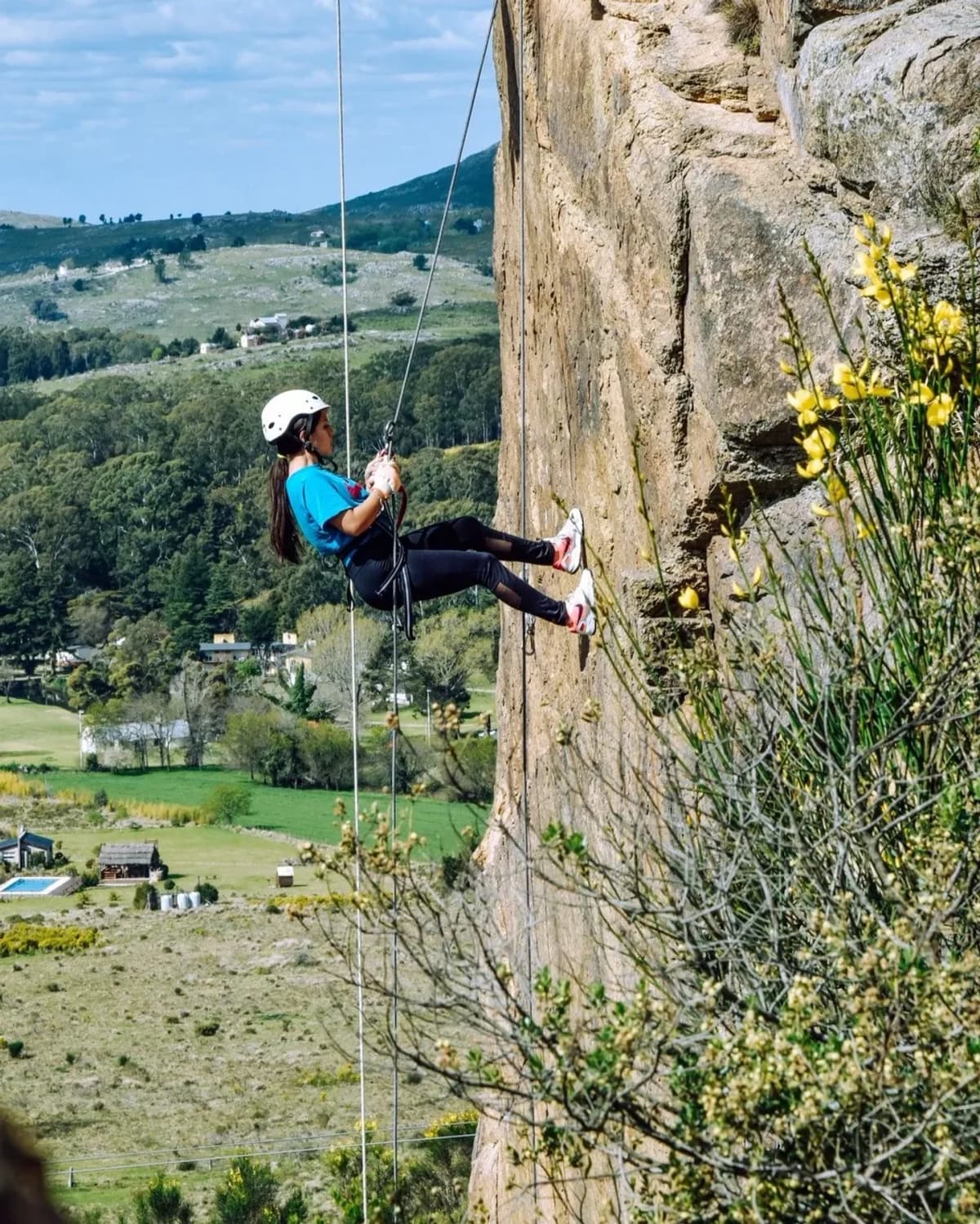 Escalada y Rapel en Roca en Valle del Picapedrero
