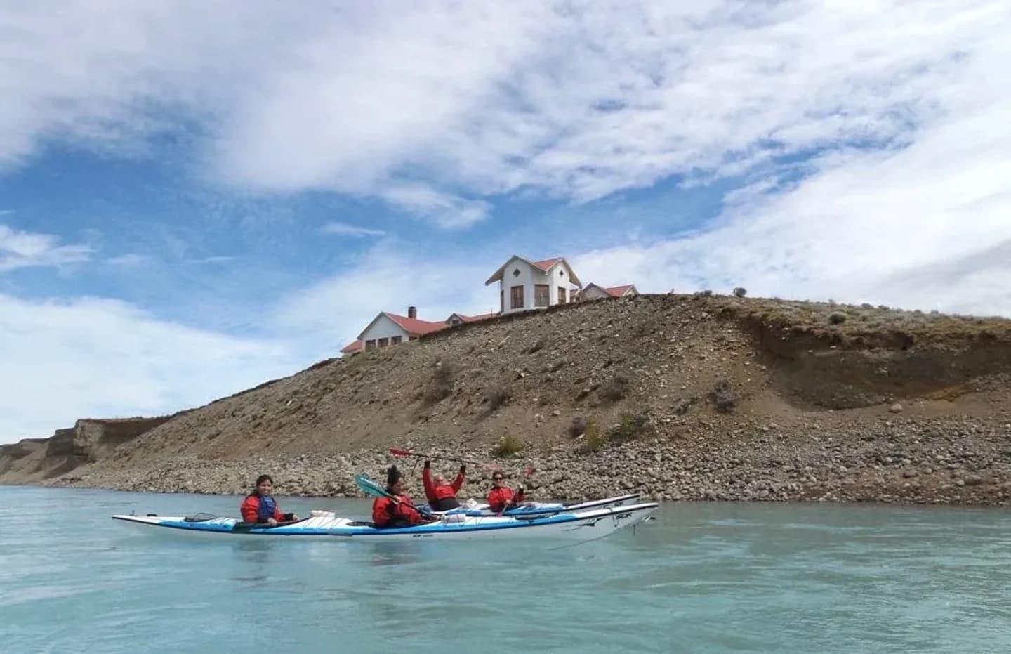 Caiaque no Rio Santa Cruz desde El Calafate